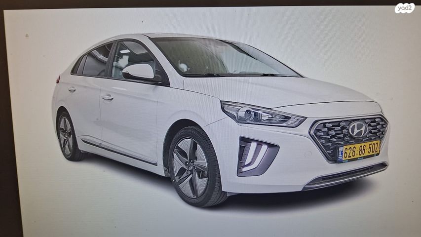 יונדאי איוניק