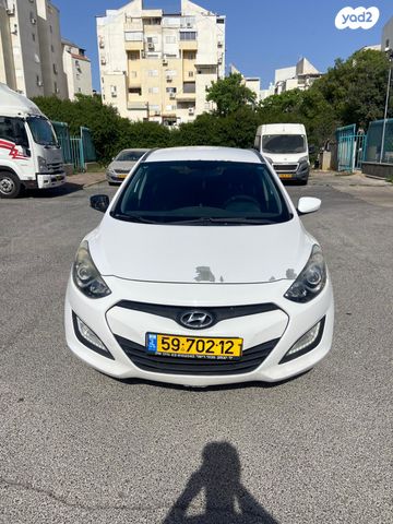 יונדאי i30
