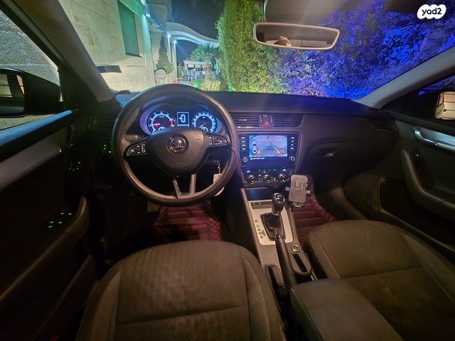 סקודה אוקטביה