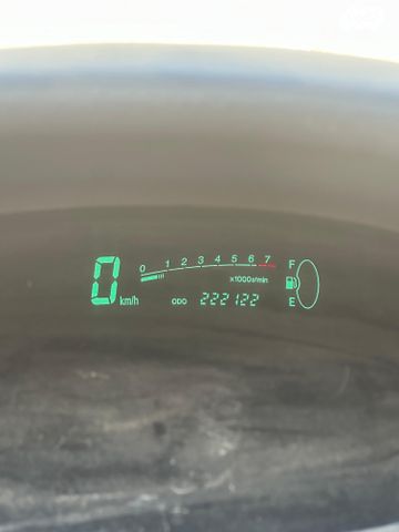 טויוטה יאריס