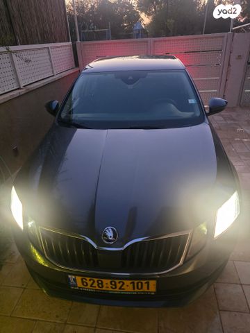 סקודה אוקטביה