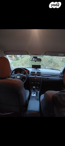 מודעת רכב מאזדה 3