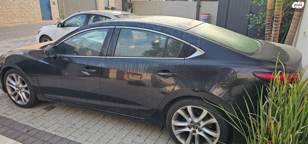 מודעת רכב מאזדה 6