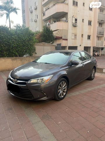 טויוטה קאמרי