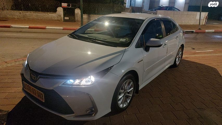 טויוטה קורולה
