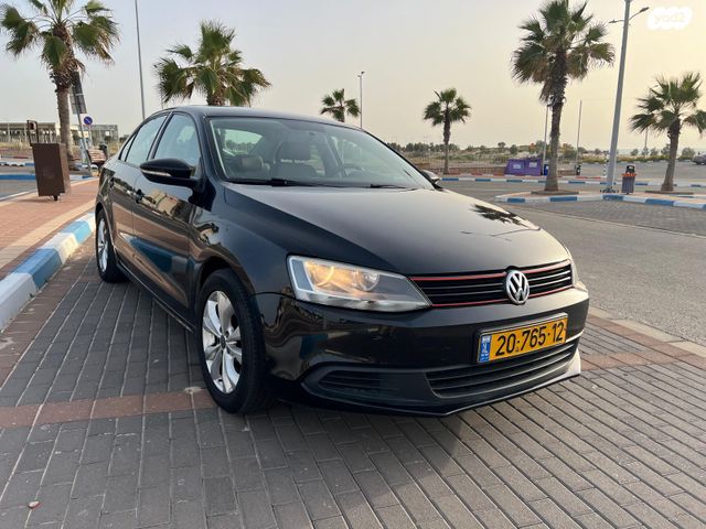 מודעת רכב פולקסווגן ג'טה 