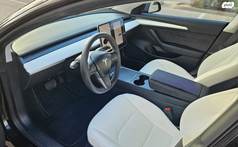טסלה מודל 3