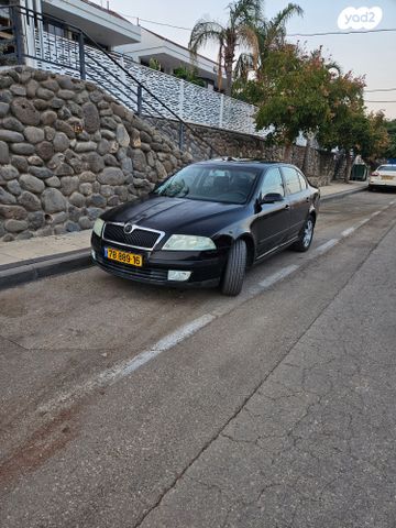 אוקטביה  Elegance אוט׳ בנזין 2.0 (150 כ״ס)