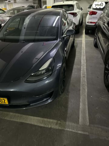 טסלה מודל 3