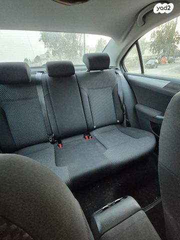 מודעת רכב פולקסווגן ג'טה 