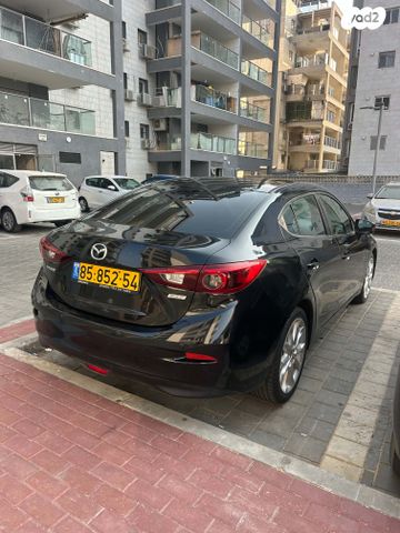 מאזדה 3