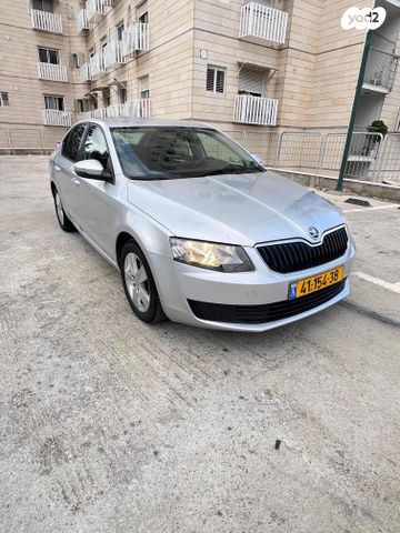 סקודה אוקטביה