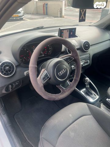 מודעת רכב אאודי A1