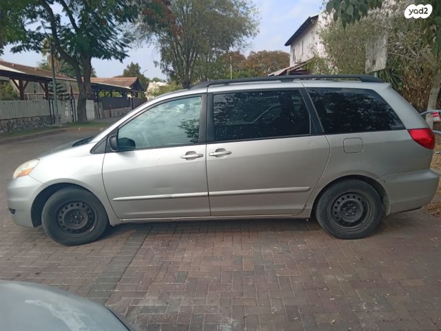 מודעת רכב טויוטה סיינה