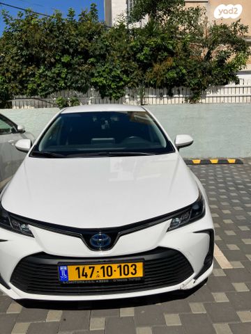 טויוטה קורולה