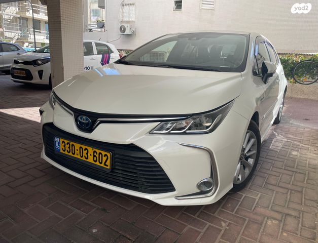 מודעת רכב טויוטה קורולה