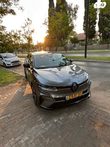 מודעת רכב רנו מגאן E-Tech