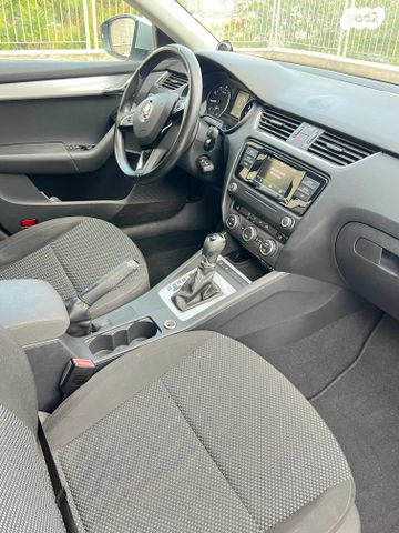 סקודה אוקטביה