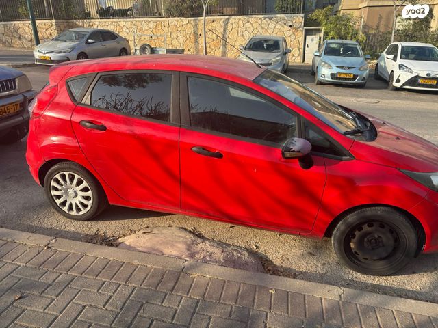 מודעת רכב פורד פיאסטה