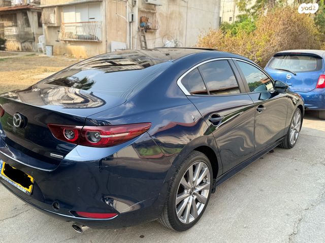 מאזדה 3