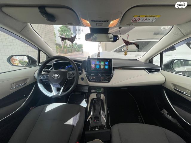 טויוטה קורולה