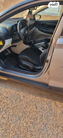 יונדאי באיון