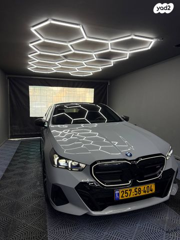 מודעת רכב ב מ וו I5