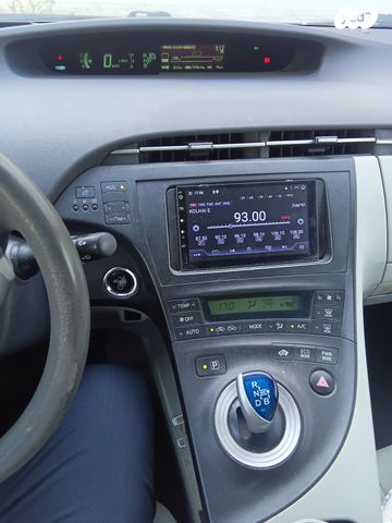 טויוטה פריוס