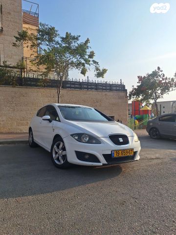 מודעת רכב סיאט לאון