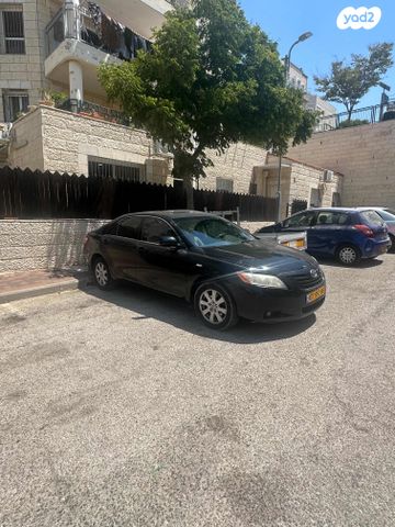 טויוטה קאמרי