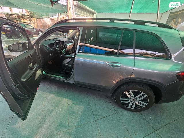 מרצדס-בנץ EQB