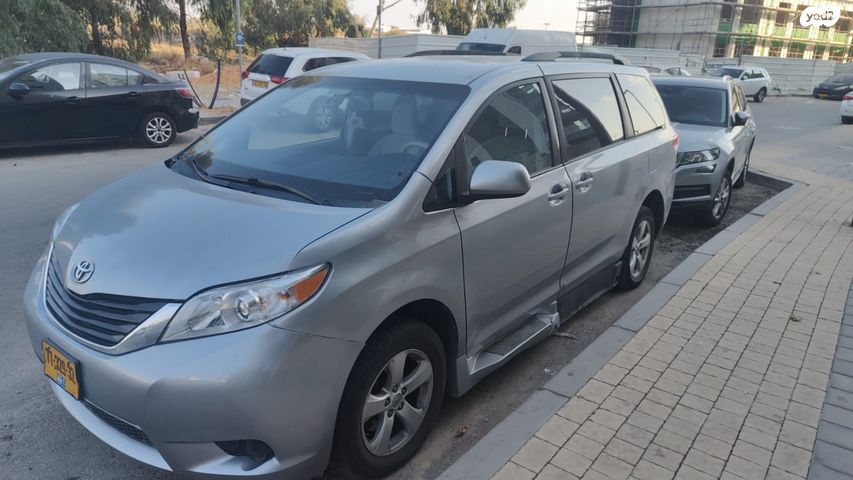 טויוטה סיינה