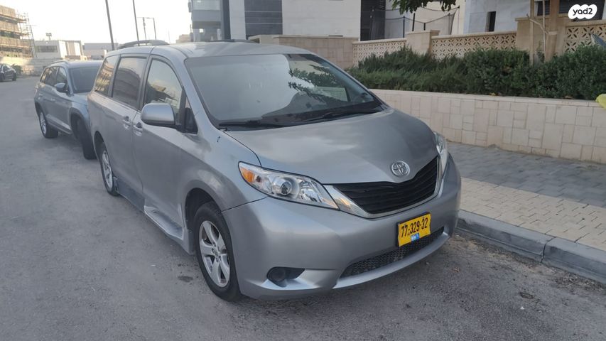 טויוטה סיינה