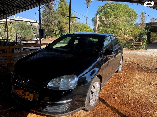 מודעת רכב פולקסווגן ג'טה