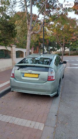 מודעת רכב טויוטה פריוס