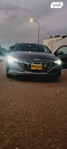 יונדאי אלנטרה