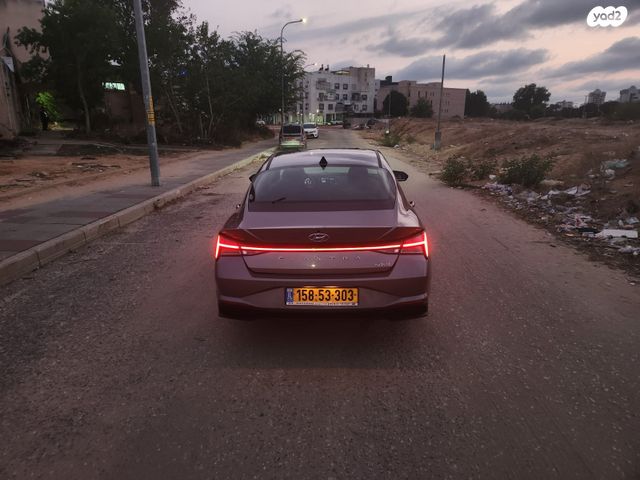 יונדאי אלנטרה