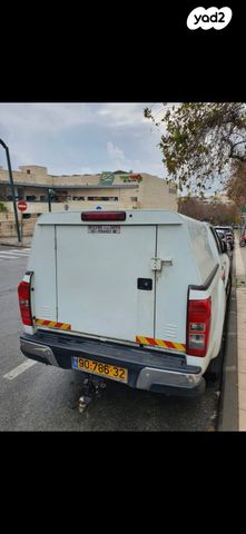 איסוזו די-מקס