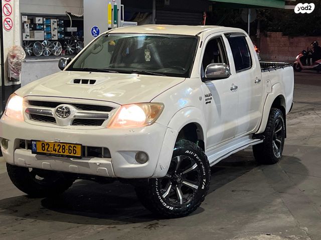 מודעת רכב טויוטה היילקס