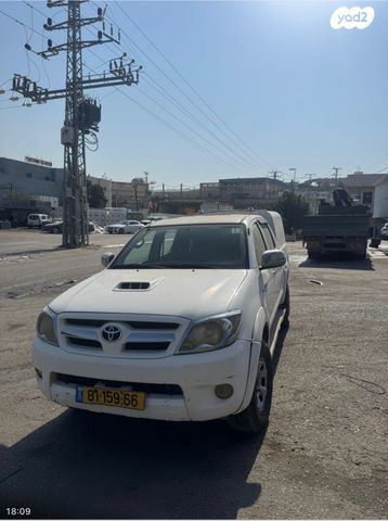 מודעת רכב טויוטה היילקס ויגו