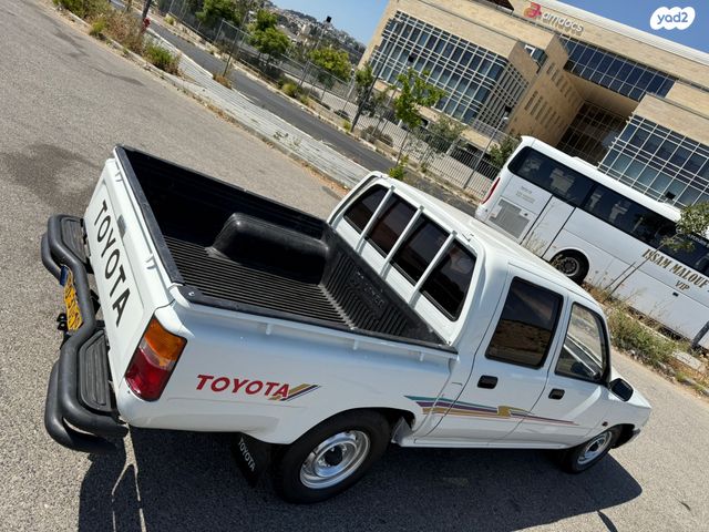 טויוטה היילקס