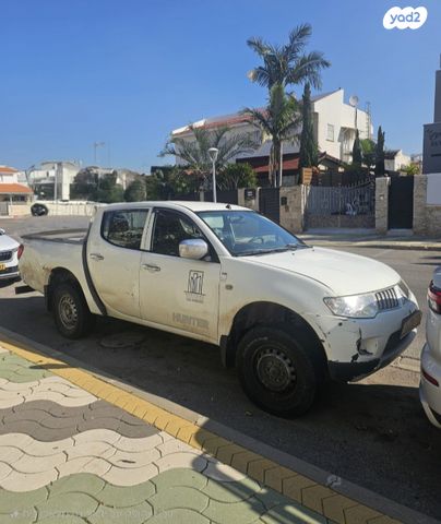 מודעת רכב מיצובישי טרייטון / L200