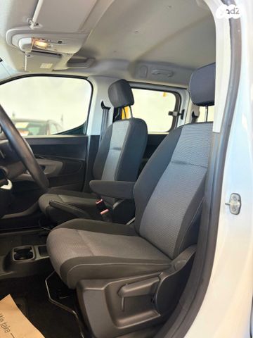 טויוטה פרואייס סיטי