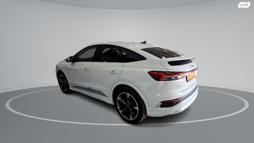 אאודי Q4 e-tron