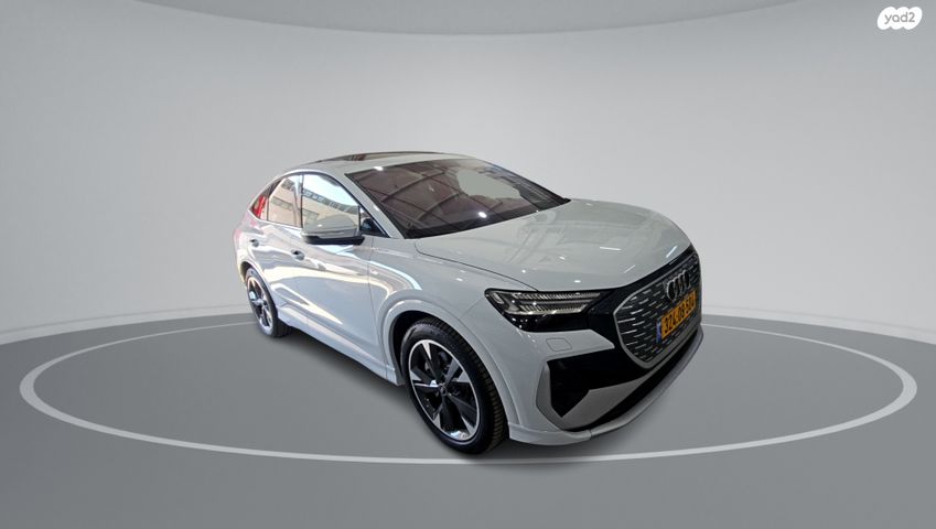 אאודי Q4 e-tron