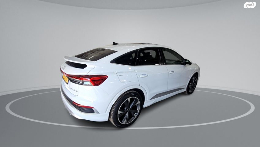 אאודי Q4 e-tron