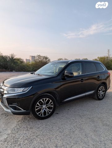 מיצובישי אאוטלנדר