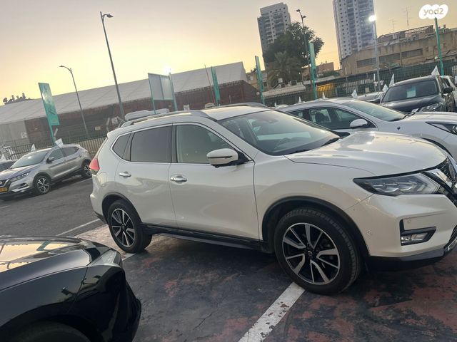 ניסאן אקס טרייל