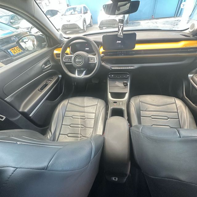 מודעת רכב ג'יפ אוונגר 2