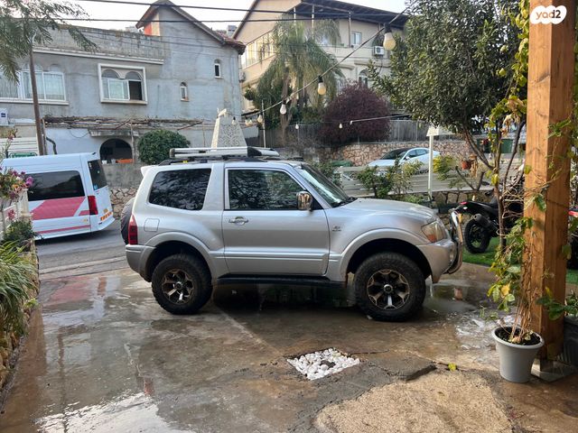 מיצובישי פג'רו